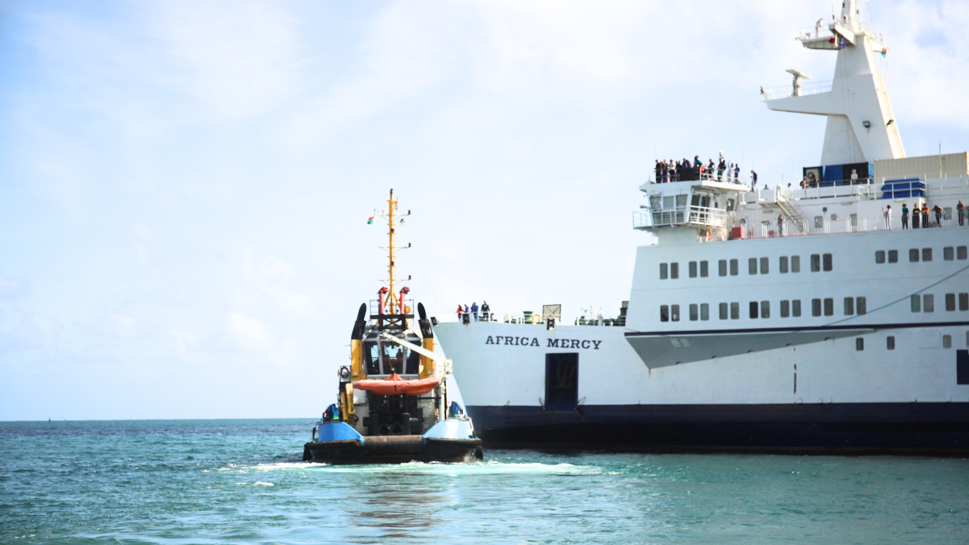 Départ temporaire du navire-hôpital AFRICA MERCY