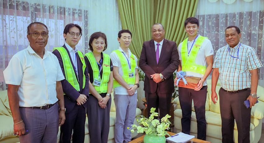 Une délégation japonaise en visite au Port de Toamasina