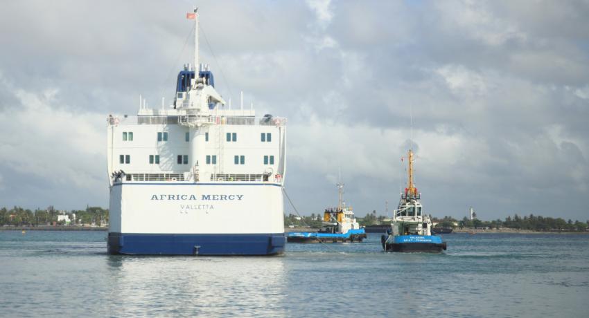 Le navire-hôpital AFRICA MERCY quitte le Port de Toamasina