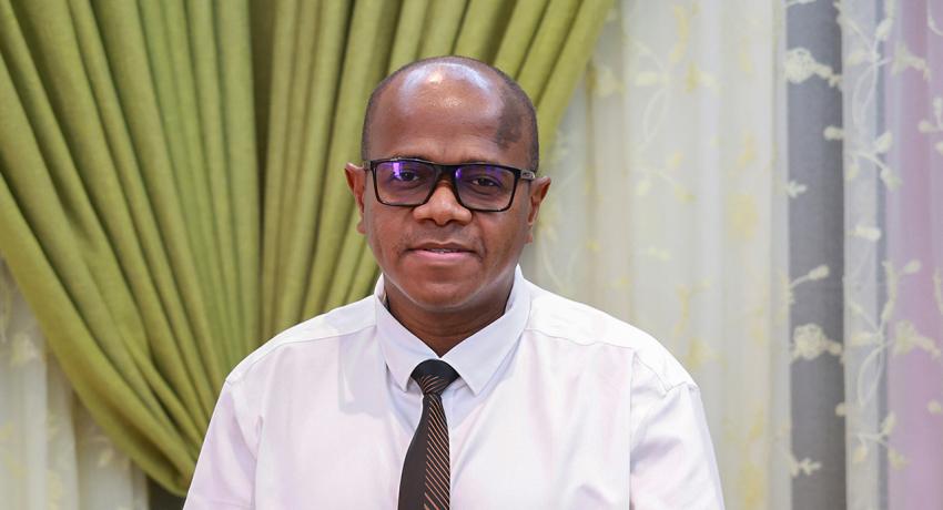 Le Directeur Général de la SPAT